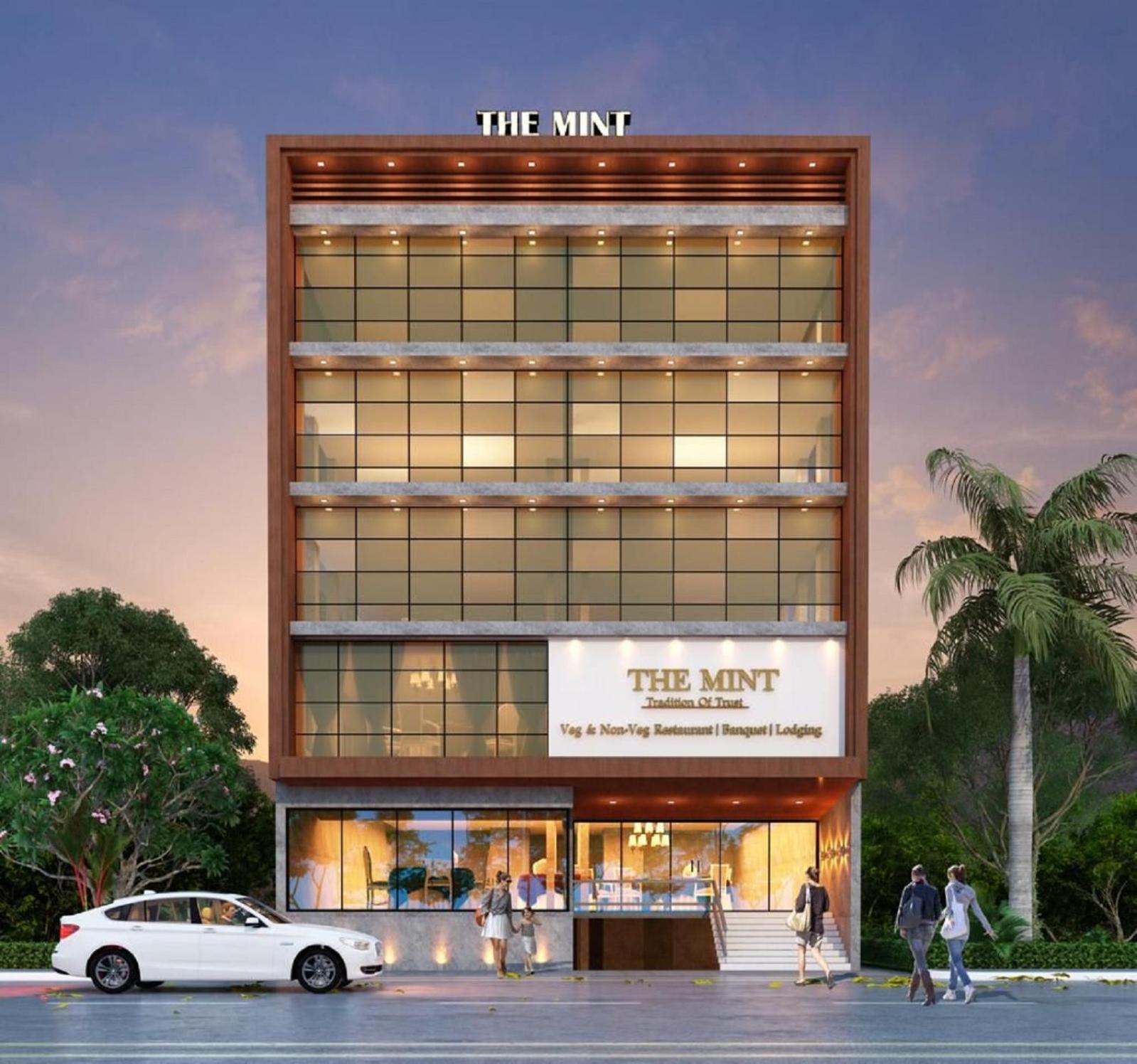 Hotel The Mint Nānded Exterior foto